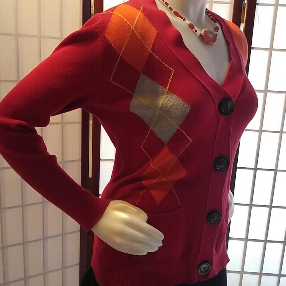 Sweater - Picture 2 of 7